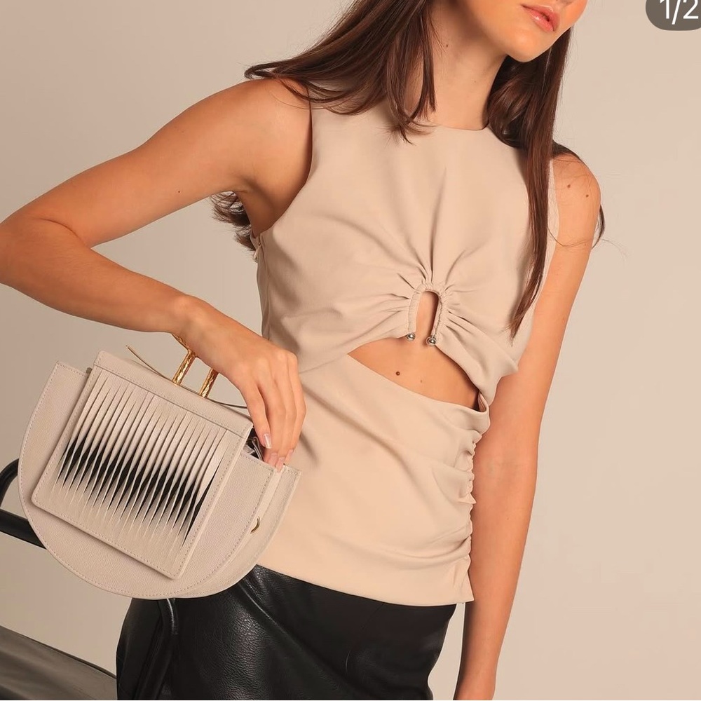 ZARA CUT OUT ELASTIC TOP - Picture 2 of 3